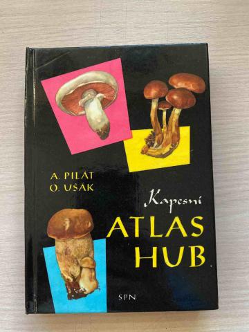 Pilat, Albert; Usak, Otto: Kapesni atlas hub.   ..