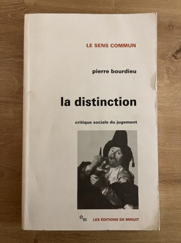 Bourdieu, P.: La distinction. Critique social du jugement